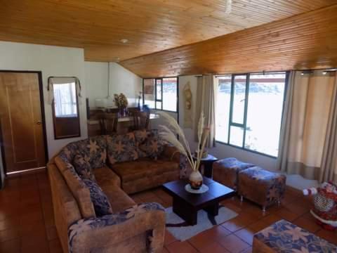 Cabanas Refugio Del Cerro Аквитания Екстериор снимка
