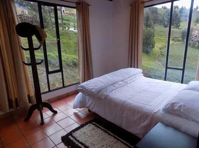 Cabanas Refugio Del Cerro Аквитания Екстериор снимка